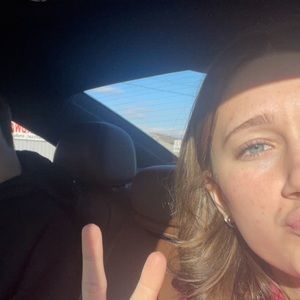 Meet your Posher, Charly